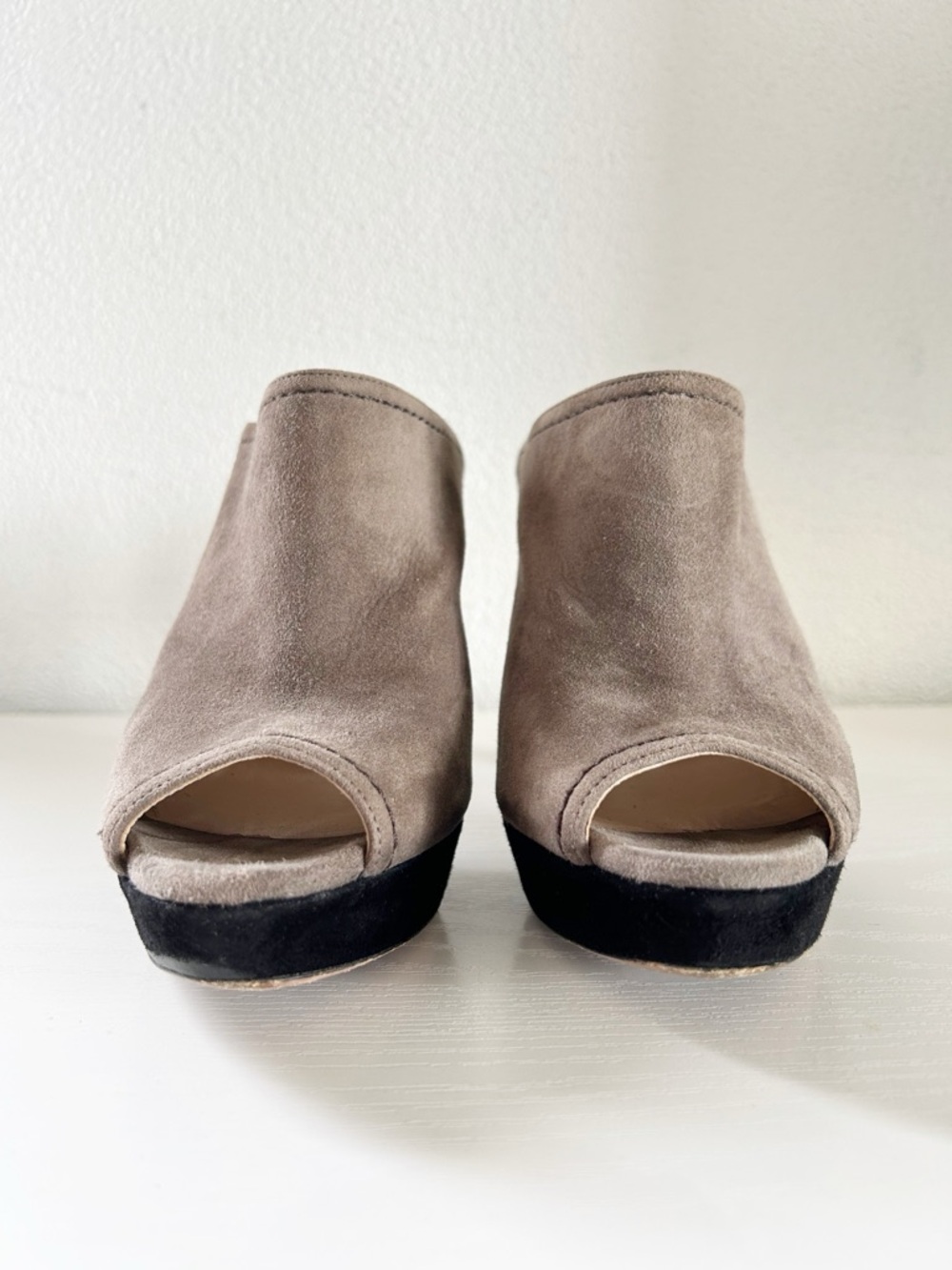 Prada Gray Black Suede Peep Toe Mules Platform Heels Size EU 39.5 - Picture 5 of 10